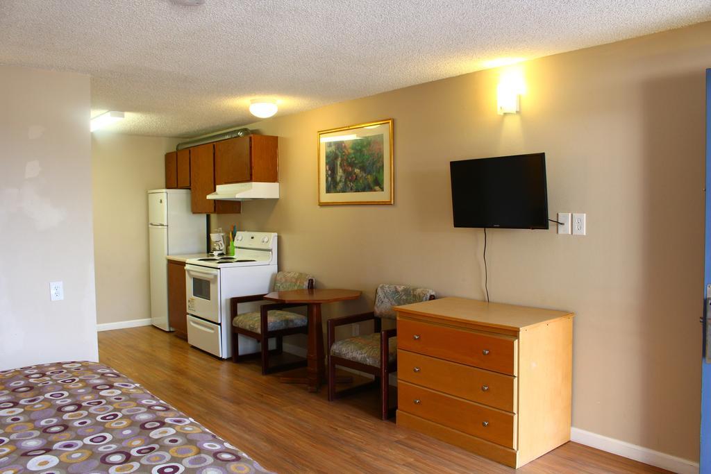 Days Inn By Wyndham Lakewood South Tacoma Zimmer foto